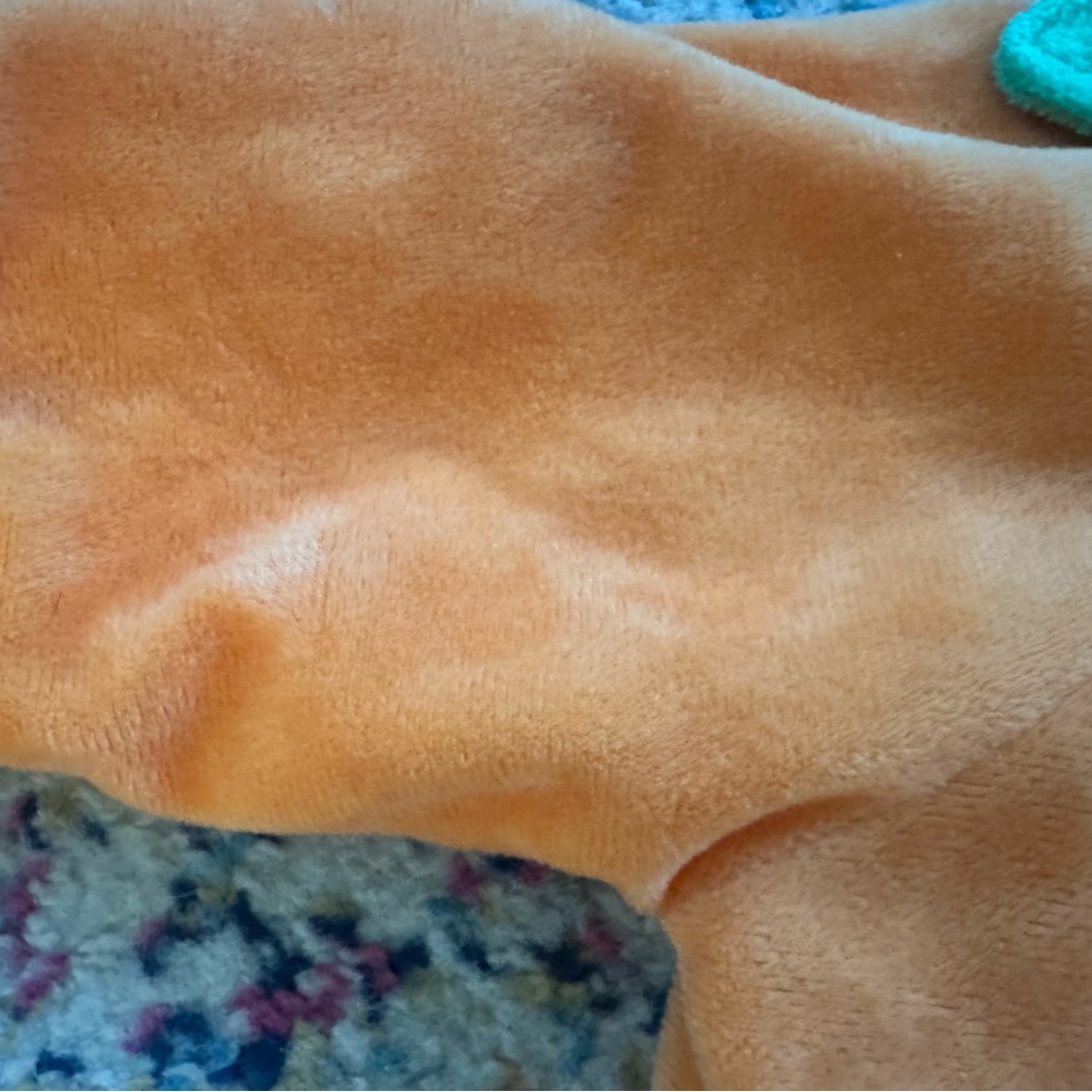 Pumpkin Costume for Baby - Orange and Green. Plush. Super condition! 🎃 - Picture 4 of 11